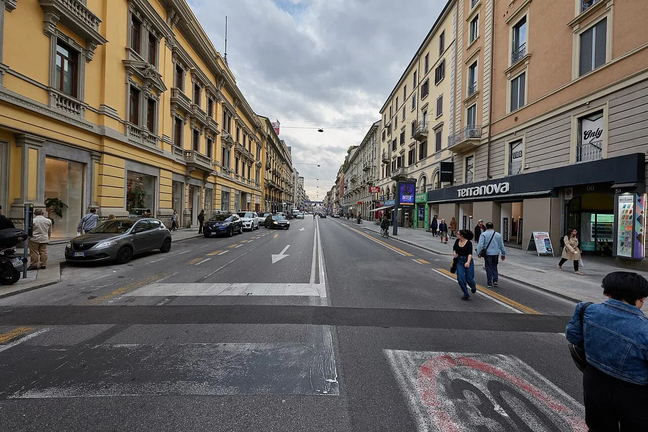 4-Star Hotels in Milan: Station Settings and Room Choices