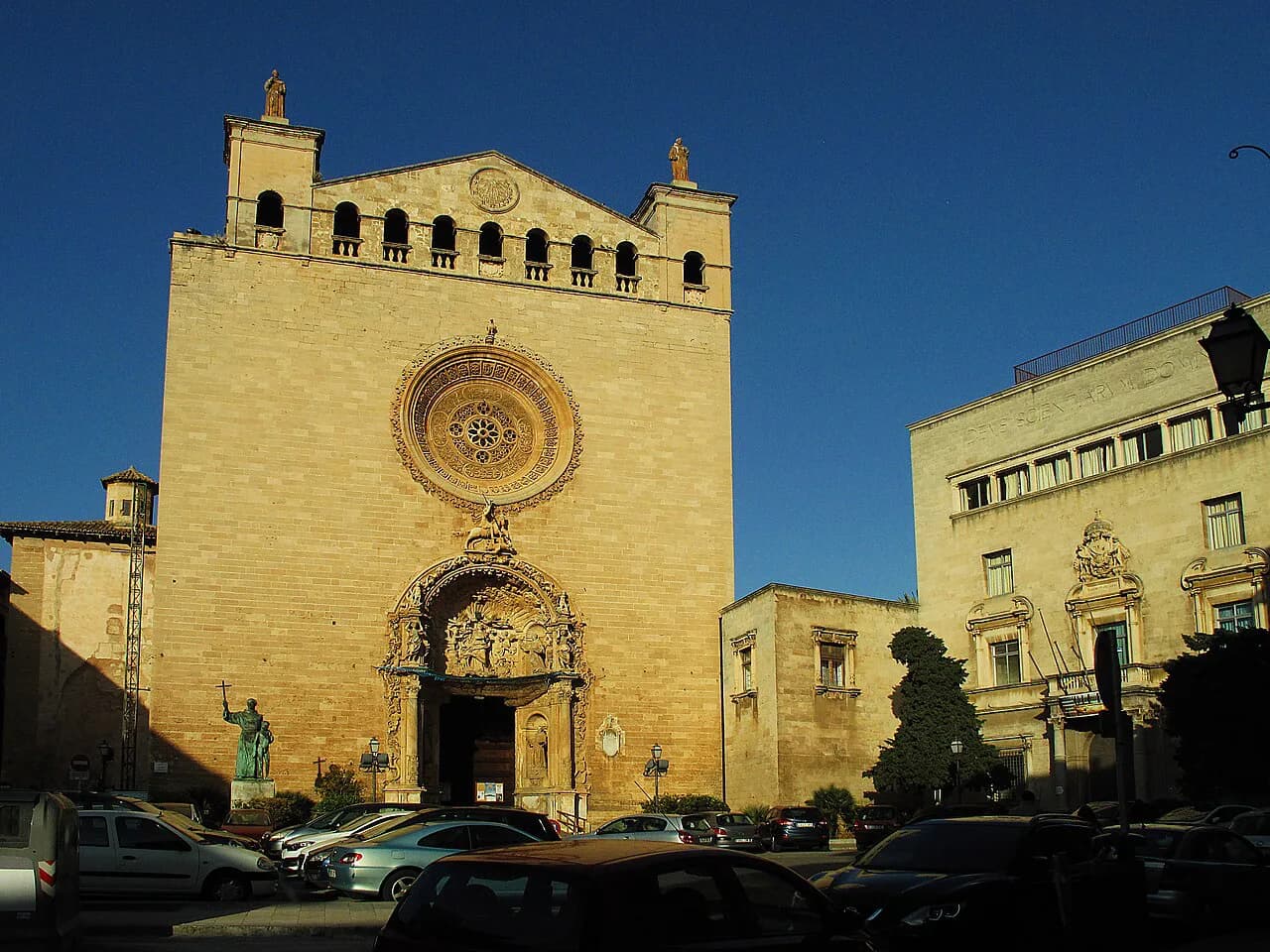 5-Star Hotels in Mallorca: Rooms in Two Palma Settings
