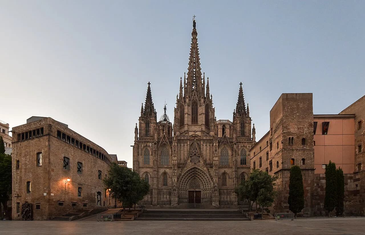 Best Hotels in Barcelona’s Gothic Quarter: Five to Compare