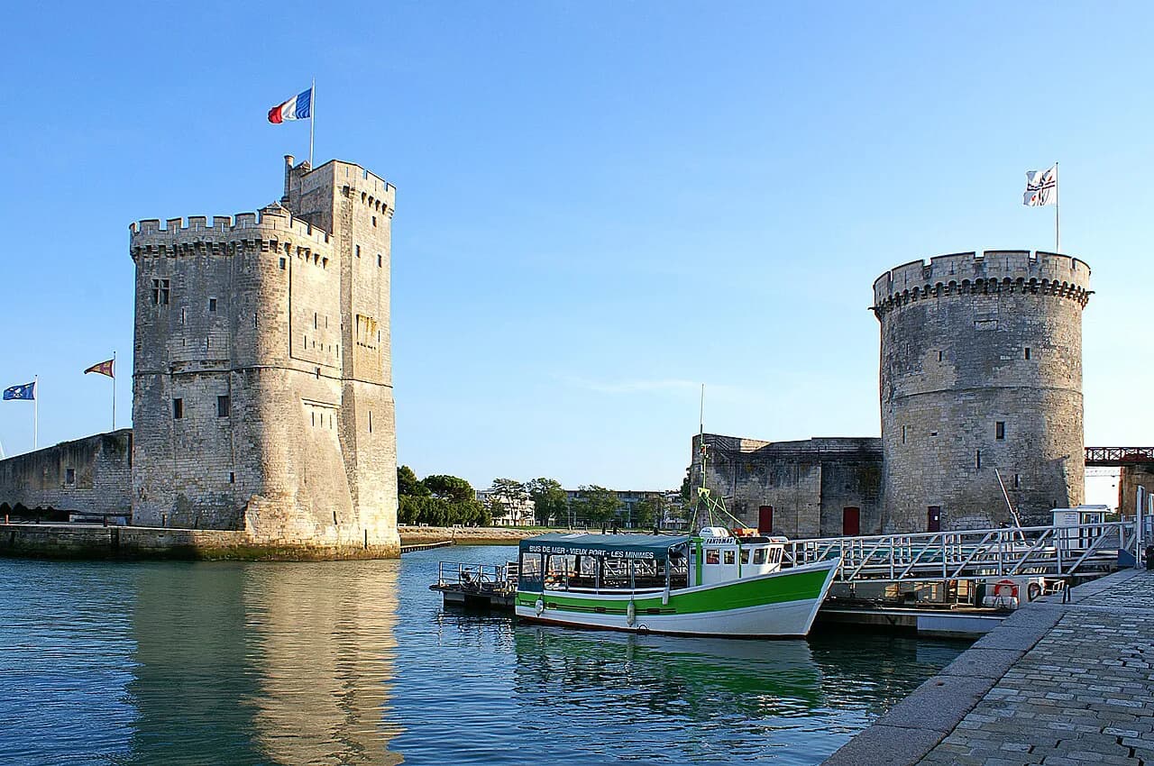 Boutique Hotels in La Rochelle: Design and Room Layouts