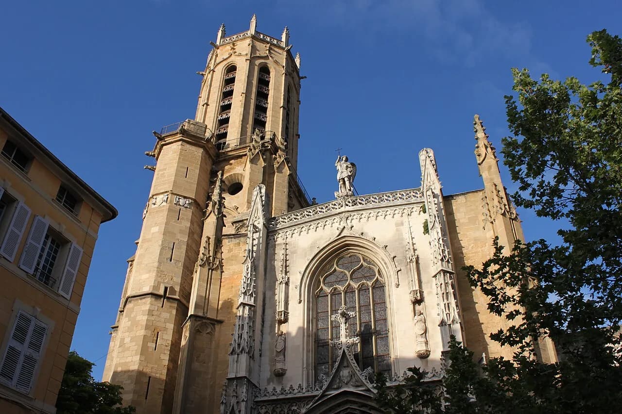 Cheap Hotels in Aix-en-Provence: Compare the Whole Offer