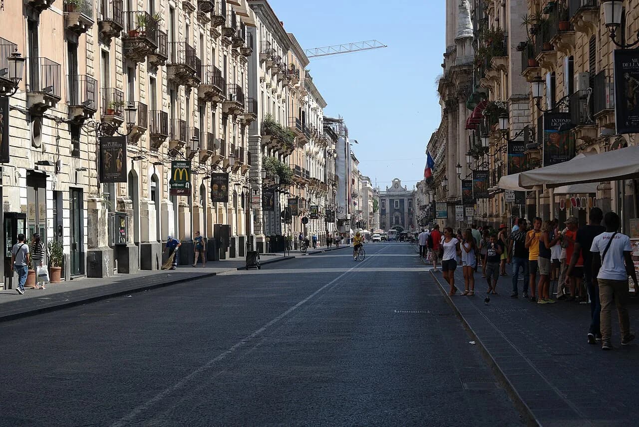 Cheap Hotels in Catania: Compare Economy Rooms and Extras