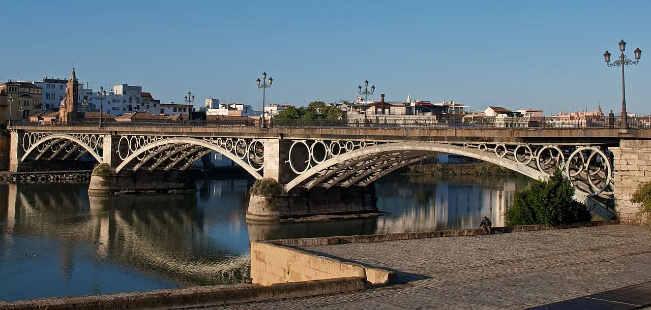 Cheap Hotels in Seville: Budget Beds and Complete Stay Costs