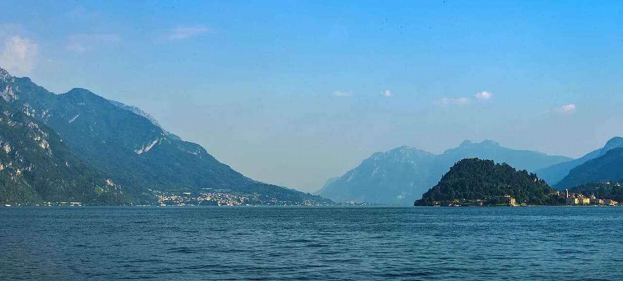 Five-Star Hotels on Lake Como: Rooms, Views and Suite Layouts
