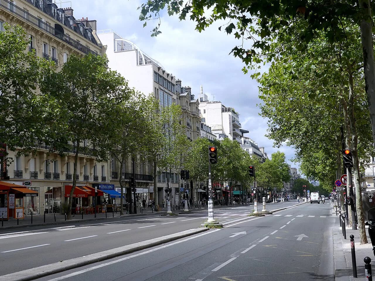 Hotels in Paris With Parking: Arrival Arrangements