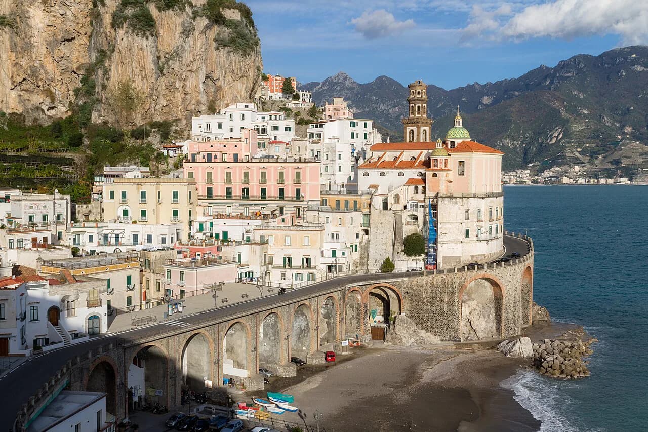 Luxury Hotels in Amalfi: Compare Rooms and Private Pools