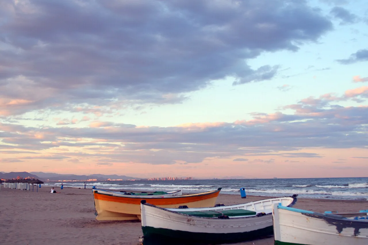 Luxury Hotels in Valencia: City Palaces, Pools and Sea Views