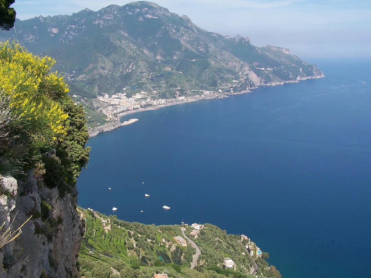 Ravello Hotels With a Pool: Compare Four Pool Settings