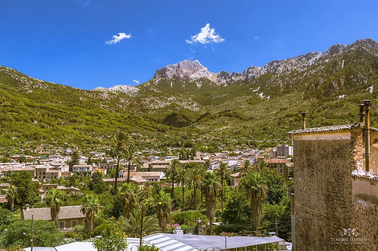 Sóller Hotels With Pools: Town Rooftop or Port Setting?