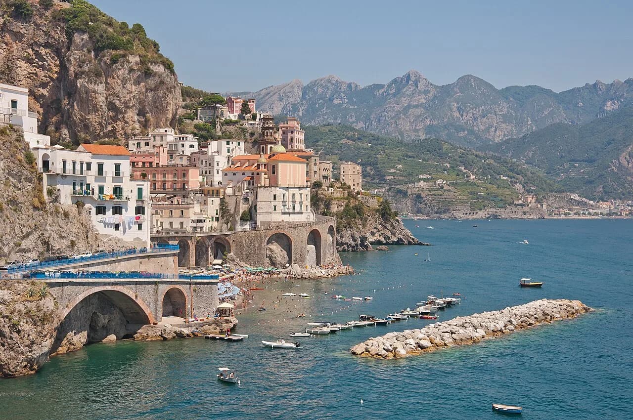 Where to Stay on the Amalfi Coast: Towns and Bases