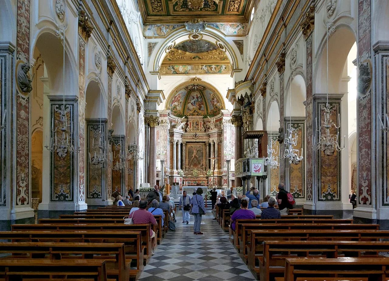 Where to Stay in Amalfi: Town Areas and Room Choices
