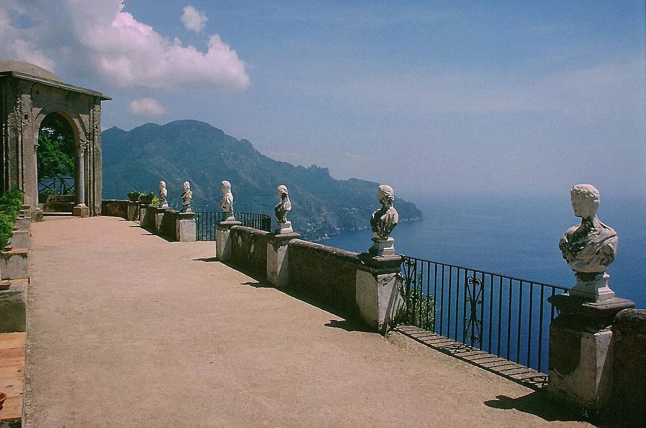 Amalfi Coast Honeymoon Hotels: Choose the Stay You Want