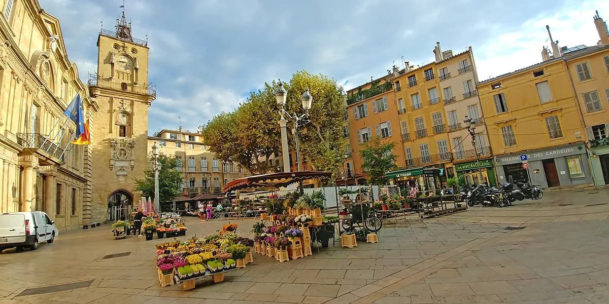 Boutique Hotels in Aix-en-Provence: Rooms and Character
