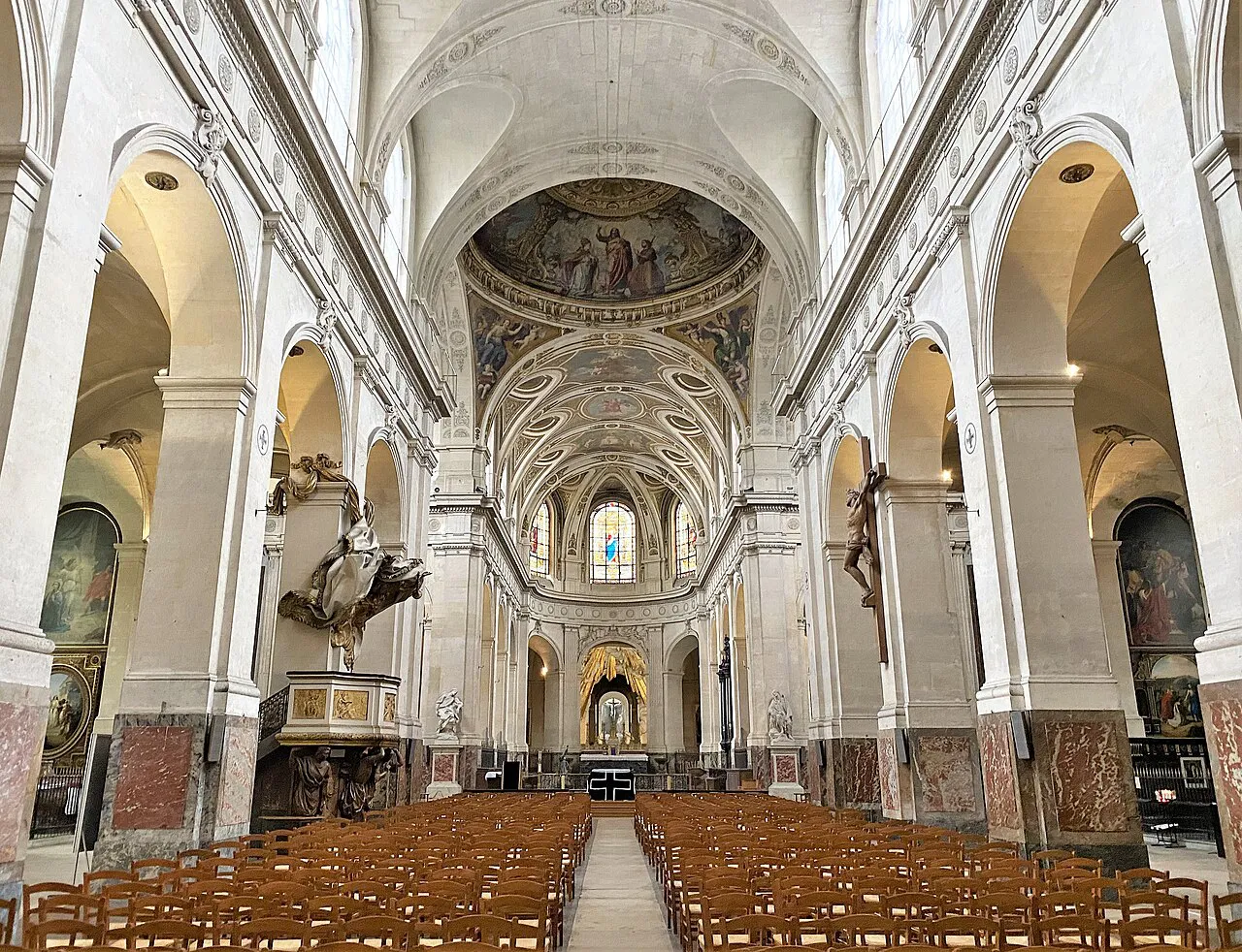 Nave and painted vaults inside the Church of Saint-Roch on Rue Saint-Honoré, Paris