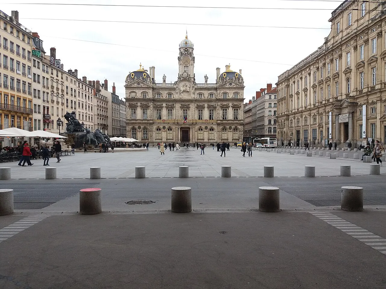 Place des Terreaux in Lyon with the ornate Hôtel de Ville facade at the end of the square