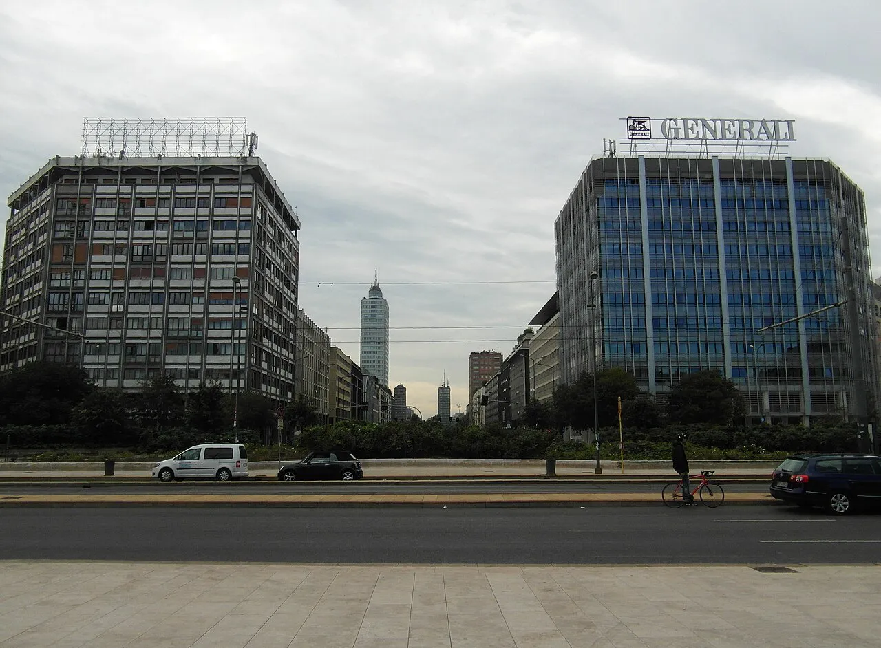 Piazza Duca d’Aosta in Milan looking between office blocks toward the Pirelli Tower